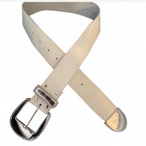 2 for $25 REVCOR VTG CREAM/off white  Leather Belt w/ Silver Buckle Small